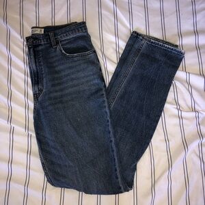 Abercrombie & Fitch 90’s slim straight ultra high rise jeans